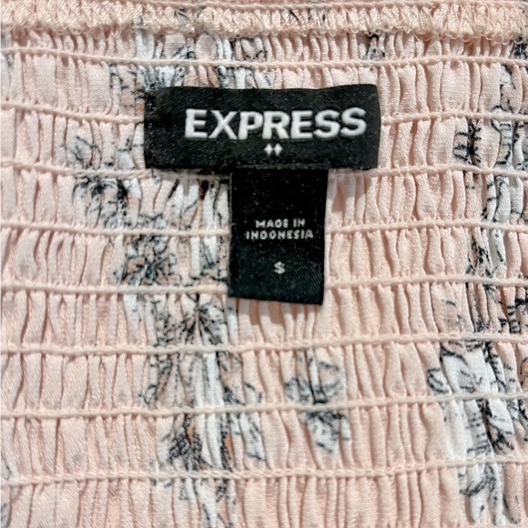 Pink floral light dress - Picture 4 of 5